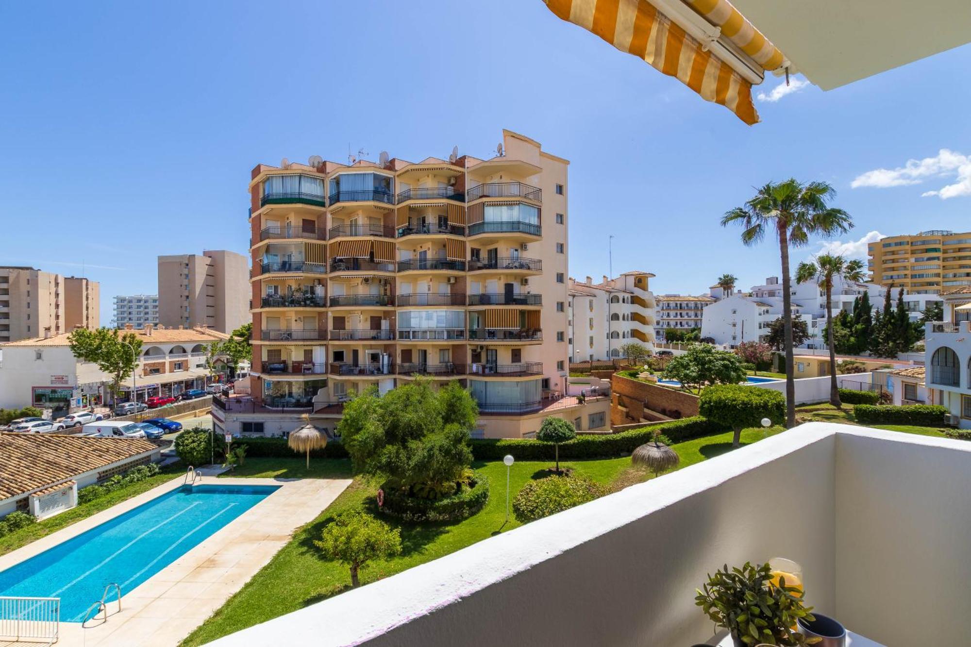 Apartamento Erisa 52 By Ivi Real Estate Torremolinos Exterior foto